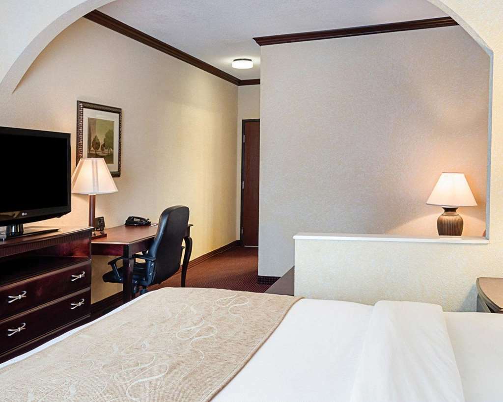 Comfort Suites Лафкин Номер фото